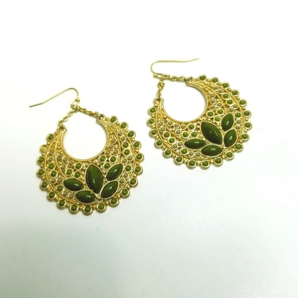 *5 for $15* Lia Sophia Goldtone Earrings - Picture 2 of 4